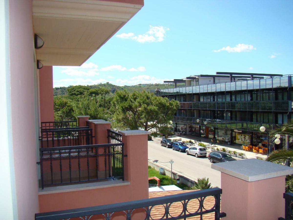 Aparthotel Il Casale Martinsicuro Zewnętrze zdjęcie